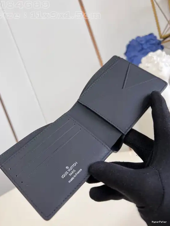 VUITTON LOUIS MULTIPLE WALLET-11.5*9*1.5cm 0619